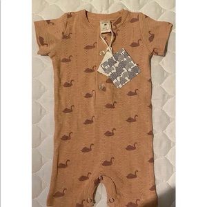 NWT kate quinn 0-3 Shortie